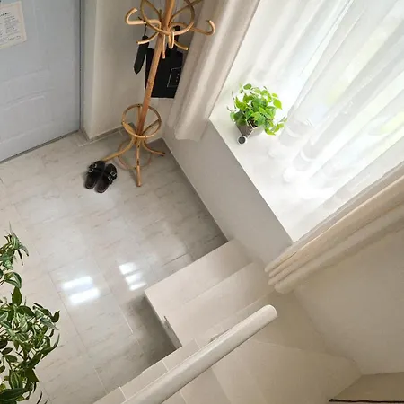 Apartment Spirit With Gallery